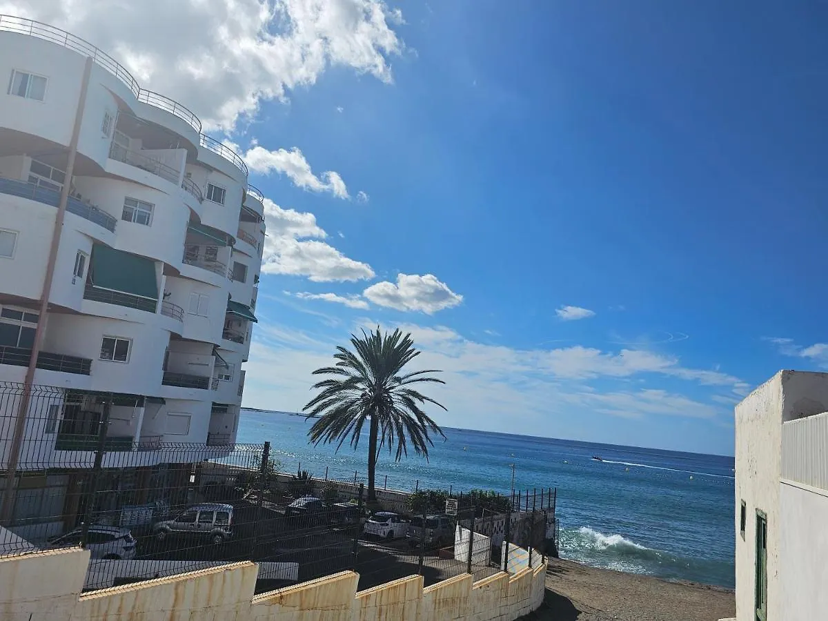 New Seafront Dreaming View Apartment, Los Cristianos 阿罗纳 0*,  西班牙